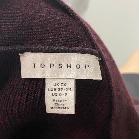 Topshop Sweater Womens X Small 0-2 Purple Ribbed Slouchy V Neck - Picture 4 of 7